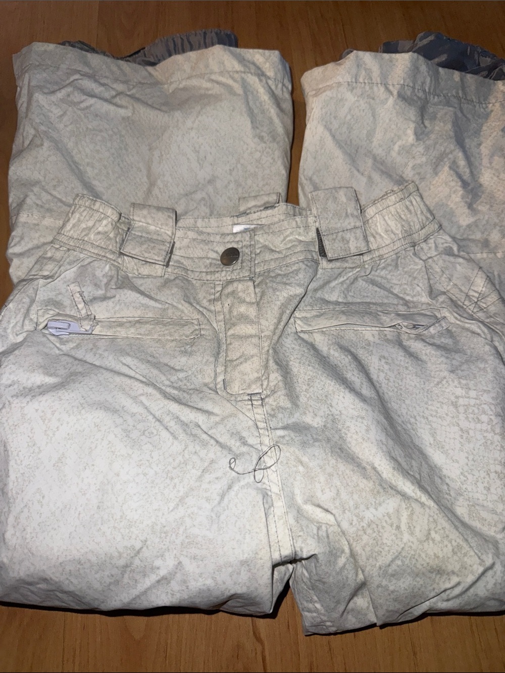 Light Gray Snow/Ski Pants - Neutral Print